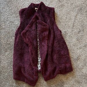 3/20$ Mystree Burgundy and Floral Textured Vest